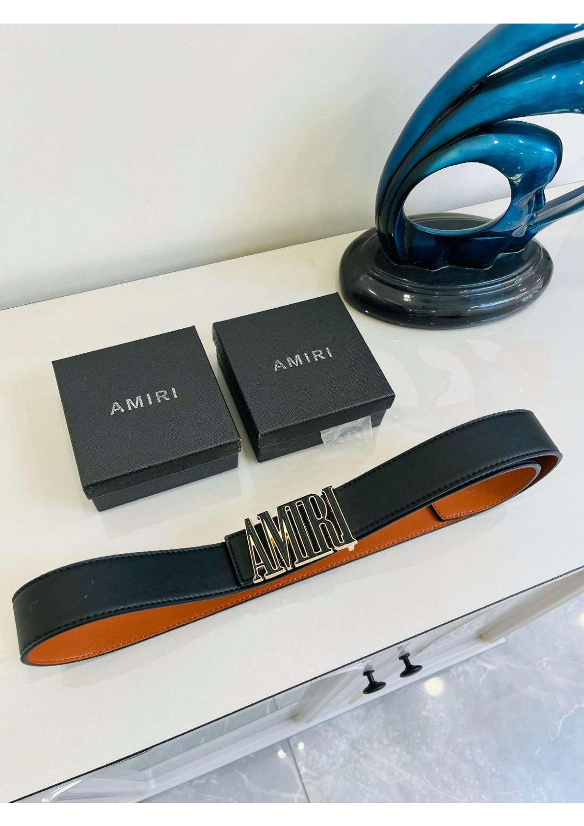 Metal Buckle Leather Belt – Durable & Stylish