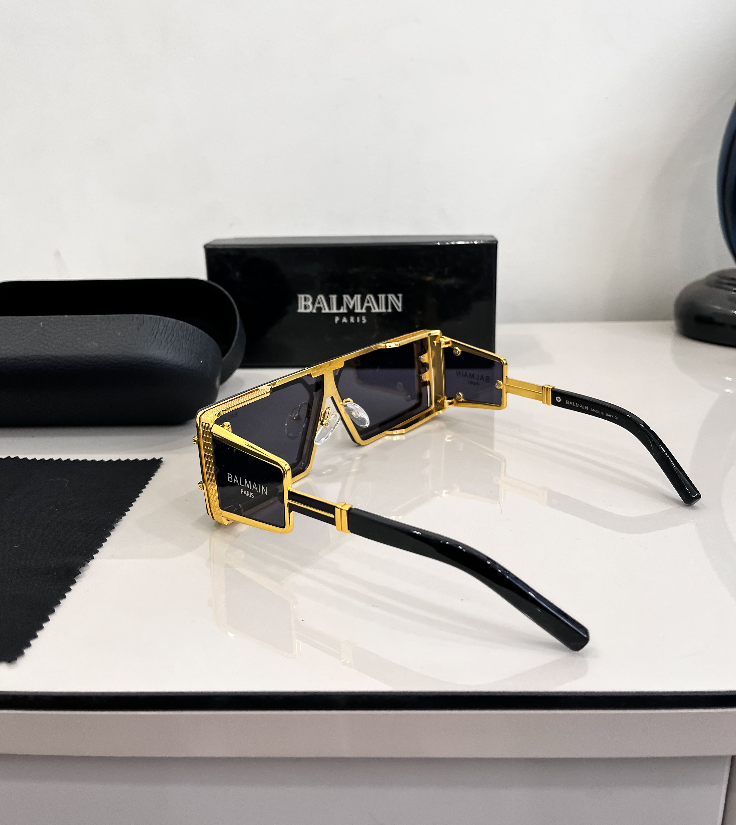 Heavy Special Stylish Sunglass For Unisex