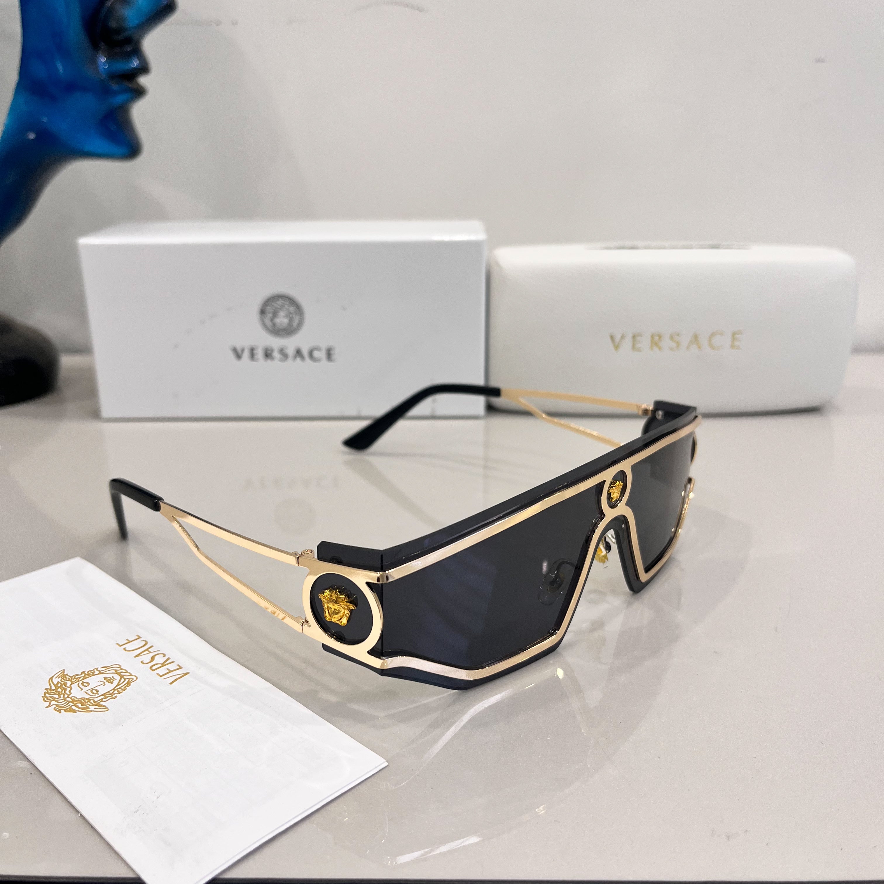 Special Exclusive Stylish Sunglass For Unisex - Model Style Master